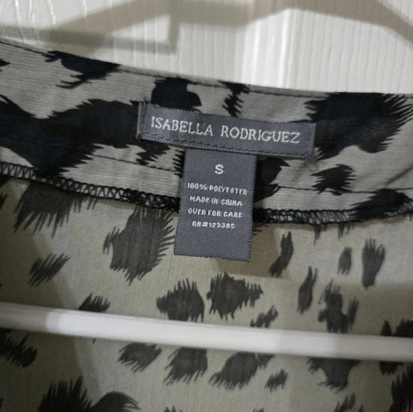 Isabella Rodriguez Sheer Smocked Cheetah Print Tie Front Cropped Blouse, EUC! - Picture 11 of 11